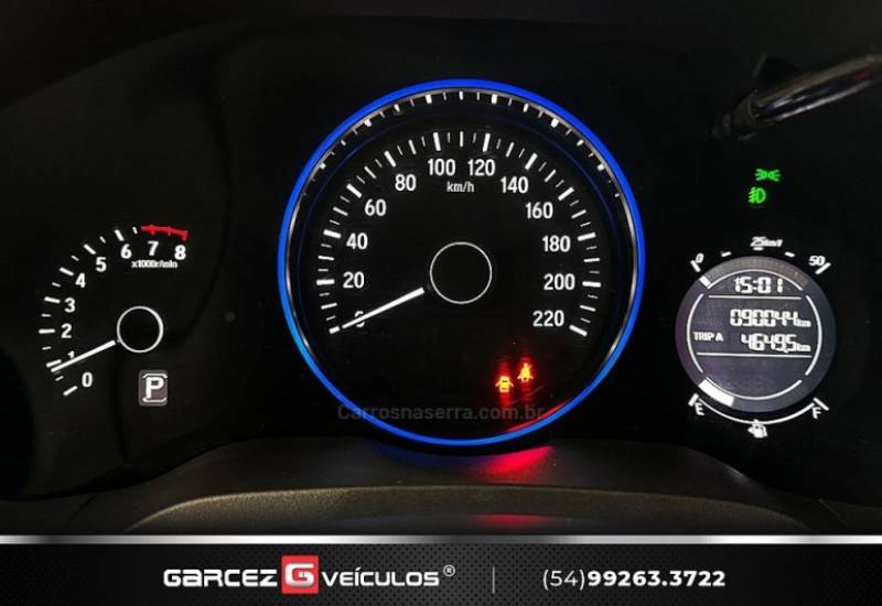 HONDA - HR-V - 2015/2016 - Cinza - R$ 85.900,00