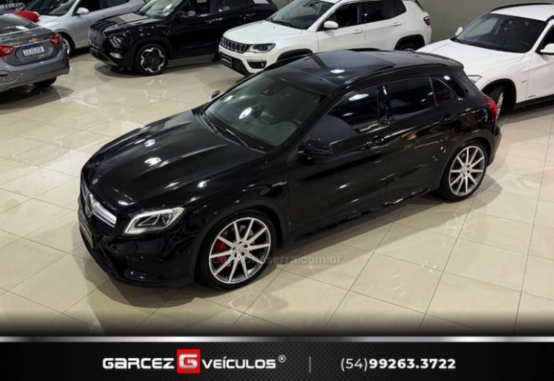 MERCEDES-BENZ - GLA 45 AMG - 2018/2019 - Preta - R$ 249.900,00