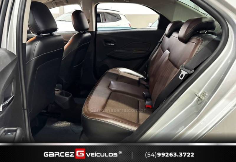 CHEVROLET - COBALT - 2017/2017 - Prata - Sob Consulta