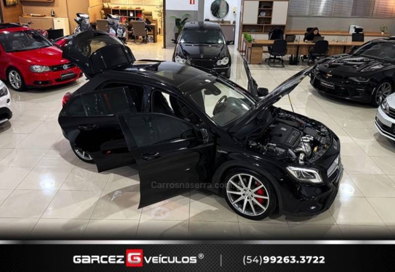 MERCEDES-BENZ - GLA 45 AMG - 2018/2019 - Preta - R$ 249.900,00