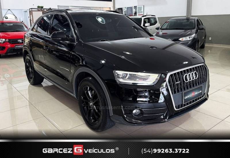 AUDI - Q3 - 2015/2015 - Preta - R$ 90.000,00