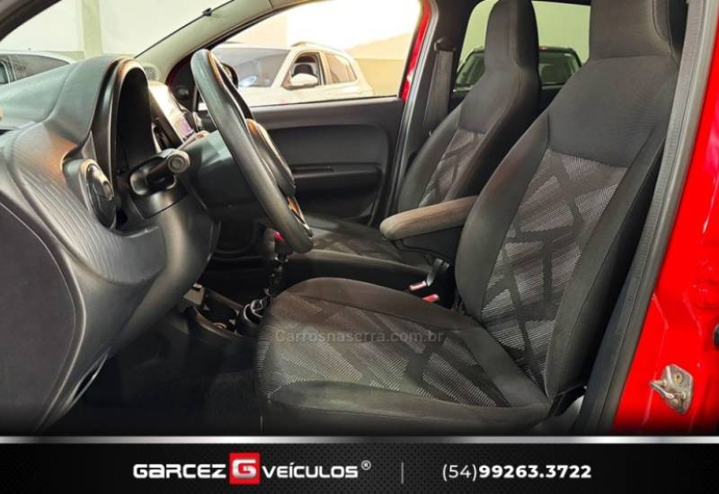 FIAT - MOBI - 2020/2021 - Vermelha - R$ 52.000,00
