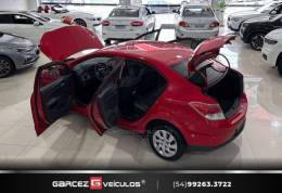 CHEVROLET - PRISMA - 2015/2015 - Vermelha - R$ 51.000,00