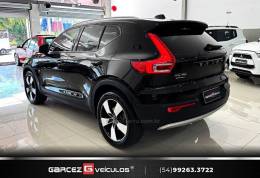VOLVO - XC 40 - 2020/2020 - Preta - R$ 152.000,00