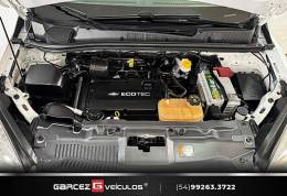 CHEVROLET - TRACKER - 2013/2014 - Branca - R$ 68.900,00