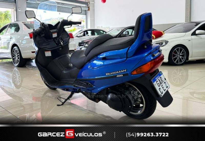 SUZUKI - BURGMAN - 2001/2001 - Azul - R$ 15.000,00