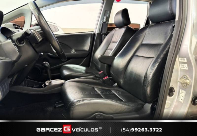 HONDA - FIT - 2009/2009 - Prata - R$ 51.900,00