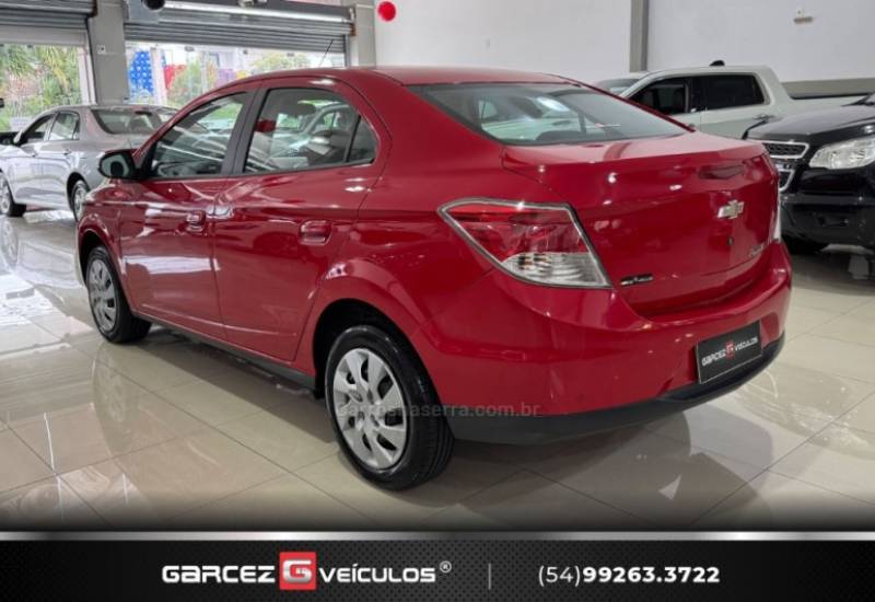 CHEVROLET - PRISMA - 2015/2015 - Vermelha - R$ 51.000,00