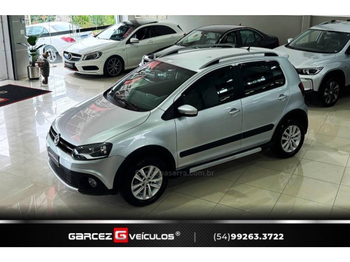 VOLKSWAGEN - CROSSFOX - 2013/2013 - Prata - R$ 42.900,00