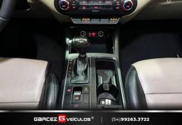 KIA MOTORS - SORENTO - 2015/2016 - Preta - R$ 119.900,00