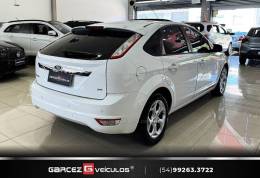 FORD - FOCUS - 2013/2013 - Branca - R$ 58.000,00