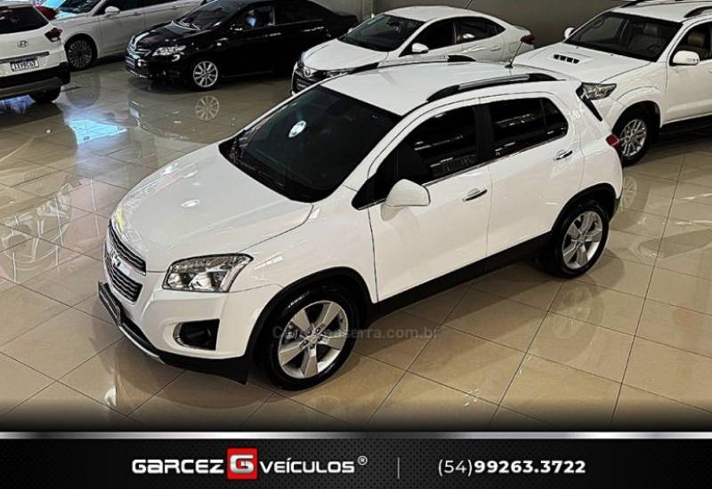 CHEVROLET - TRACKER - 2013/2014 - Branca - R$ 68.900,00