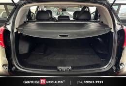 KIA MOTORS - SPORTAGE - 2012/2013 - Preta - R$ 75.000,00