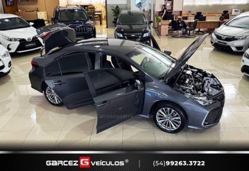 TOYOTA - COROLLA - 2024/2024 - Cinza - R$ 149.900,00