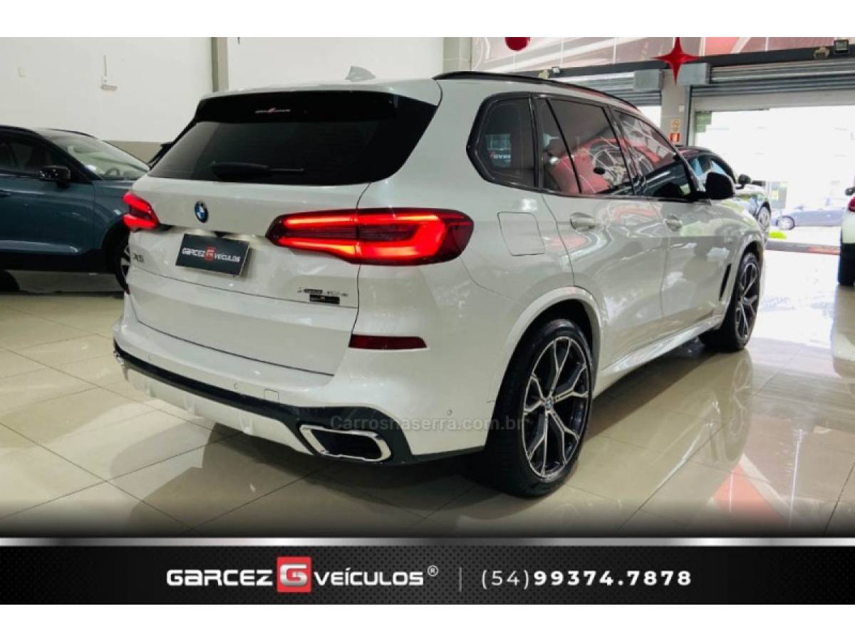 BMW - X5 - 2019/2020 - Branca - R$ 460.000,00