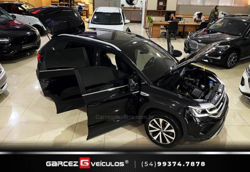 VOLKSWAGEN - TAOS - 2023/2023 - Preta - R$ 175.000,00