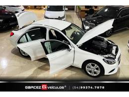 MERCEDES-BENZ - C 180 - 2015/2016 - Branca - R$ 117.900,00