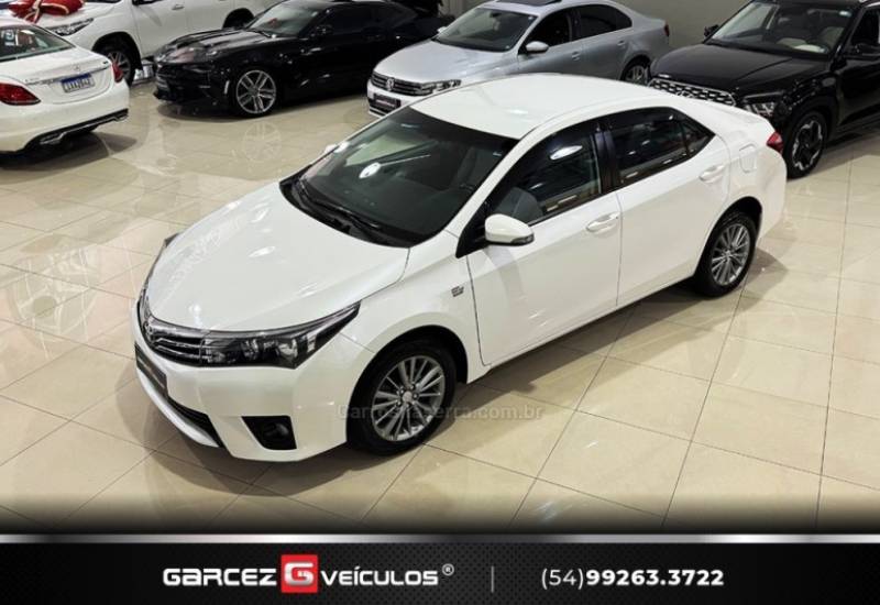 TOYOTA - COROLLA - 2015/2016 - Branca - R$ 88.000,00