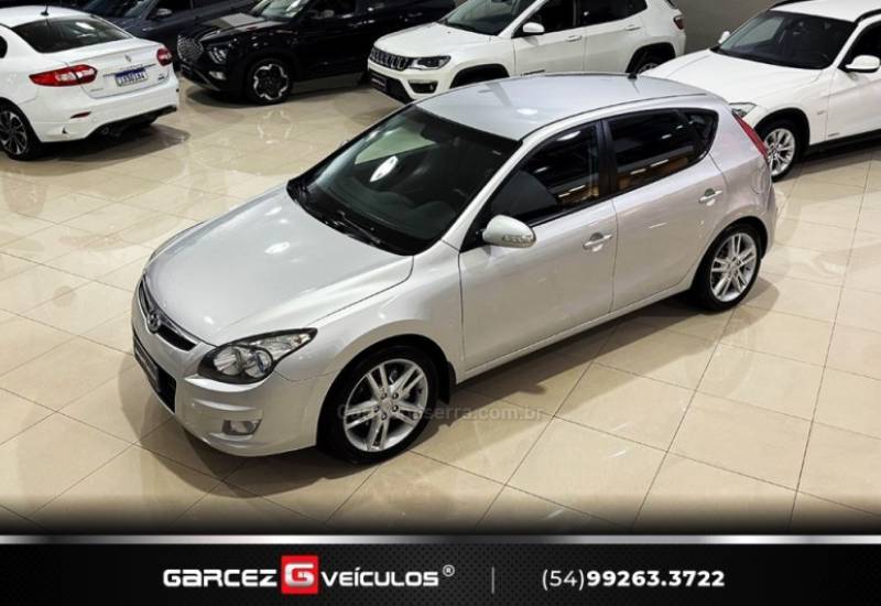 HYUNDAI - I30 - 2010/2011 - Prata - R$ 45.900,00