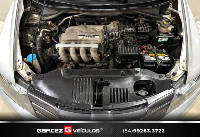 HONDA - CITY - 2010/2010 - Prata - R$ 45.000,00
