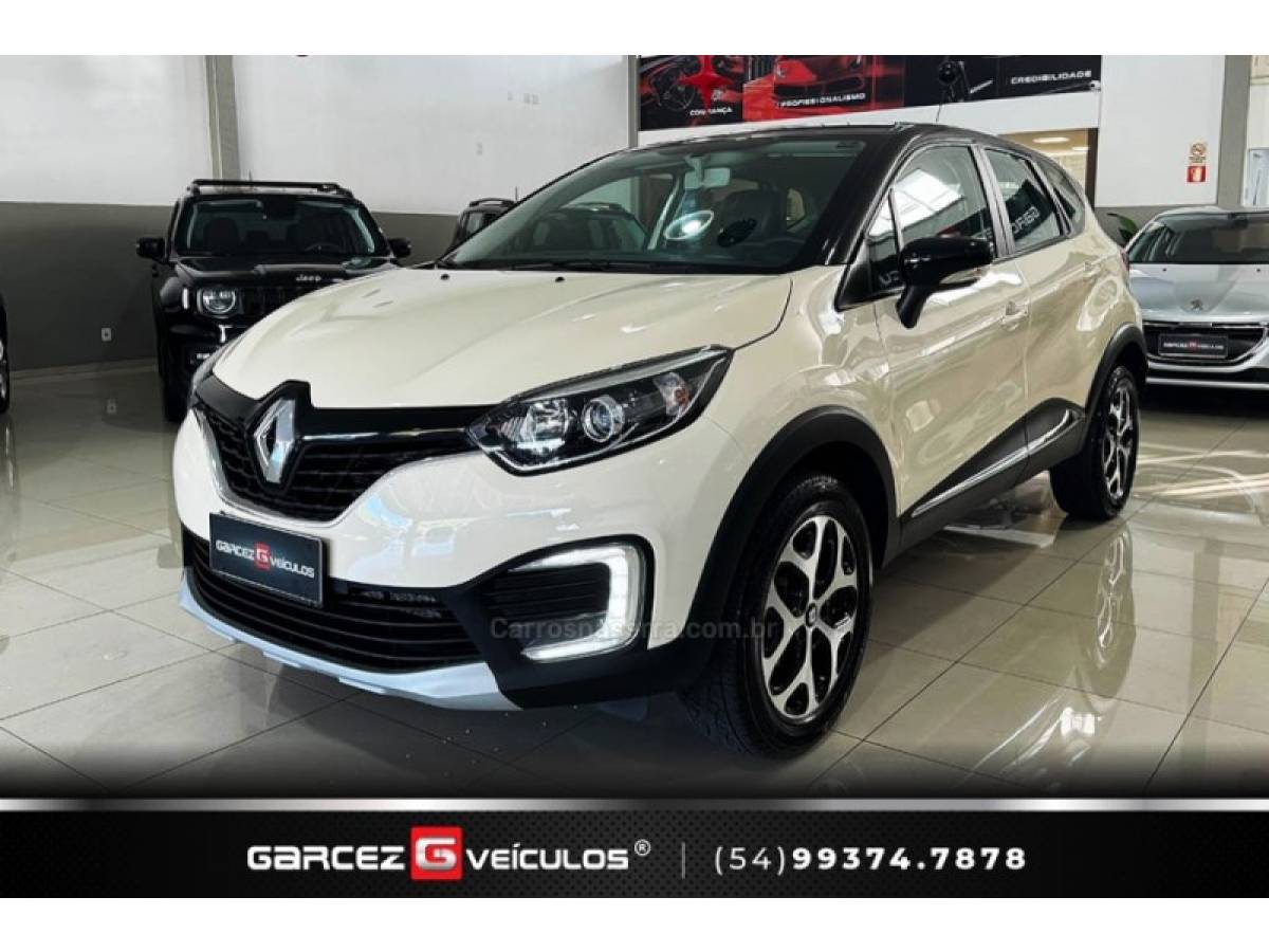 RENAULT - CAPTUR - 2017/2018 - Branca - R$ 74.900,00