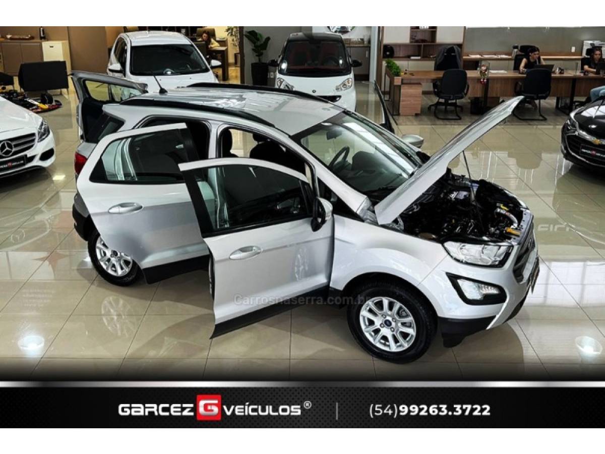 FORD - ECOSPORT - 2018/2019 - Prata - R$ 72.000,00