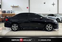 TOYOTA - COROLLA - 2013/2014 - Preta - R$ 75.900,00