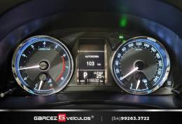 TOYOTA - COROLLA - 2015/2016 - Branca - R$ 88.000,00