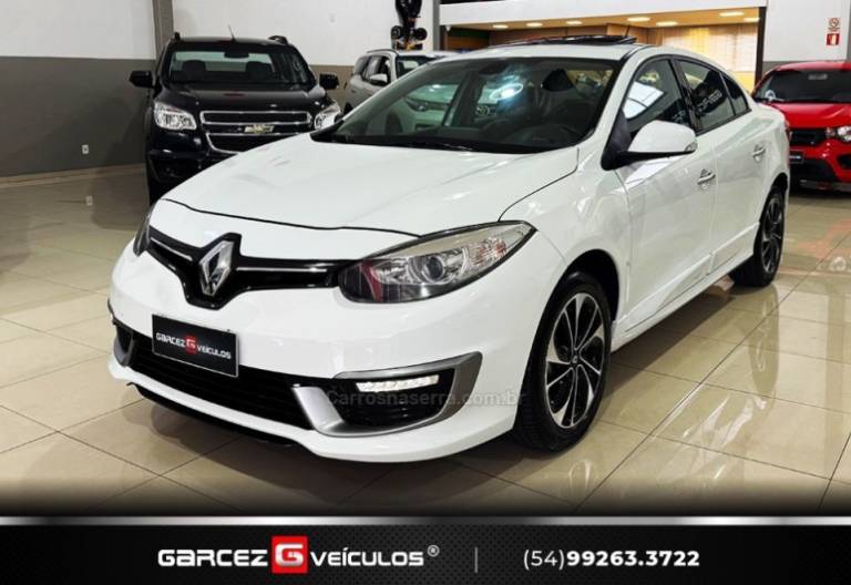 RENAULT - FLUENCE - 2015/2016 - Branca - R$ 68.900,00