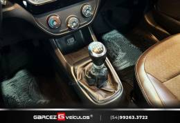CHEVROLET - COBALT - 2017/2017 - Prata - Sob Consulta