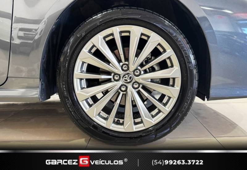 TOYOTA - COROLLA - 2024/2024 - Cinza - R$ 149.900,00