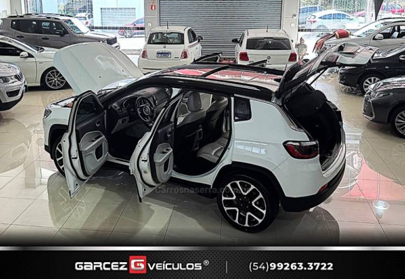 JEEP - COMPASS - 2017/2018 - Branca - R$ 106.000,00