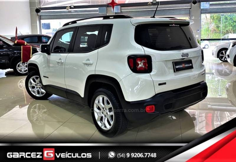 JEEP - RENEGADE - 2016/2017 - Branca - R$ 75.000,00