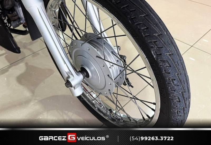 HONDA - BIZ 125 - 2011/2011 - Preta - R$ 9.990,00