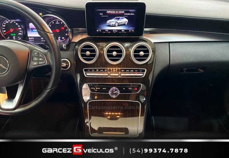 MERCEDES-BENZ - C 180 - 2015/2016 - Branca - R$ 115.000,00