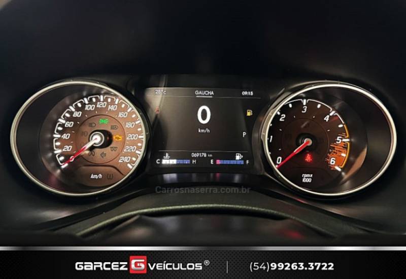 FIAT - TORO - 2020/2021 - Preta - R$ 121.900,00