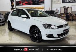 VOLKSWAGEN - GOLF - 2014/2015 - Branca - R$ 83.900,00