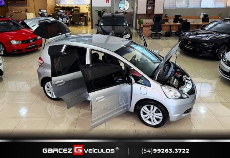 HONDA - FIT - 2009/2009 - Prata - R$ 51.900,00
