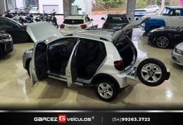VOLKSWAGEN - CROSSFOX - 2010/2011 - Prata - R$ 45.900,00