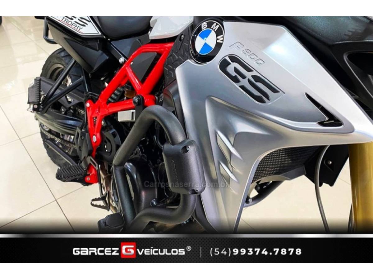 BMW - F 800 - 2017/2018 - Branca - R$ 53.000,00