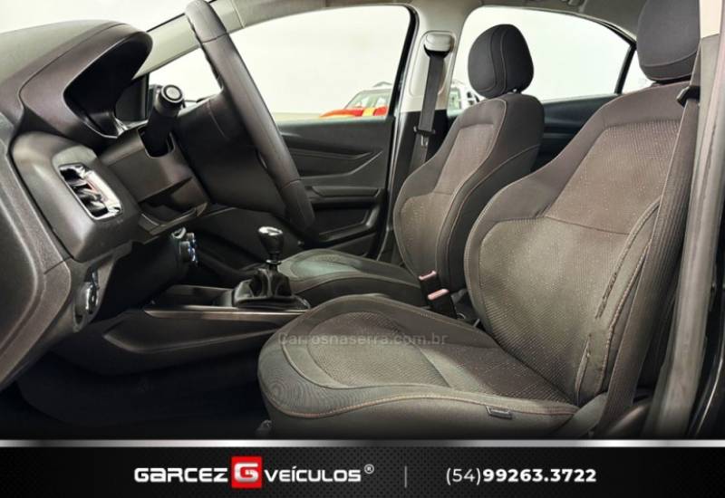CHEVROLET - ONIX - 2014/2014 - Preta - R$ 51.900,00