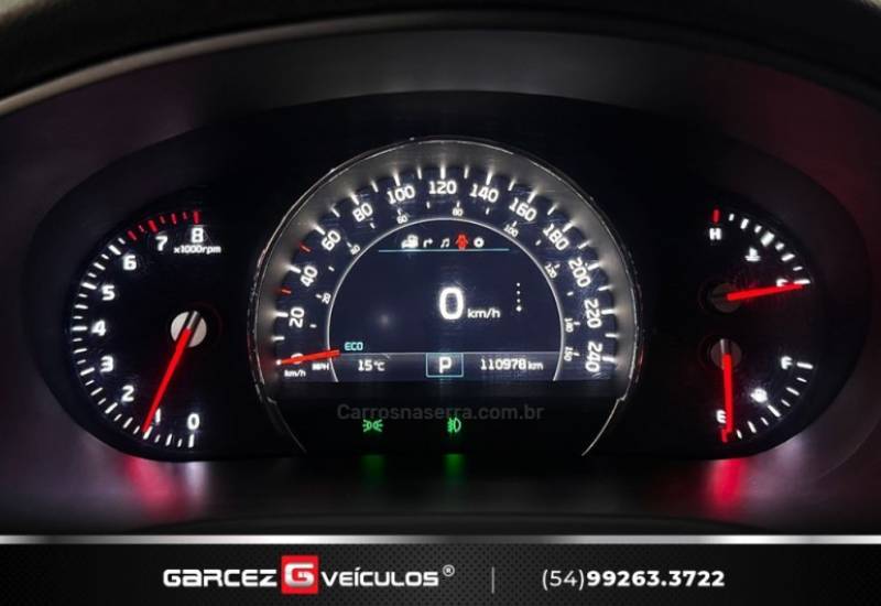 KIA MOTORS - SORENTO - 2015/2016 - Preta - R$ 119.900,00