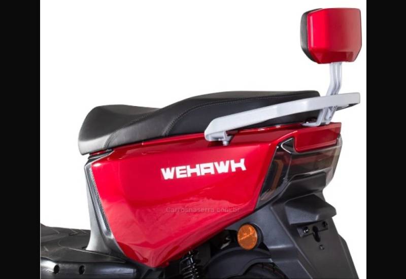OUTRAS - SCOOTER ELÉTRICA - 2025/2025 - Vermelha - R$ 12.000,00