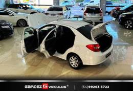 FORD - KA - 2017/2018 - Branca - R$ 47.900,00