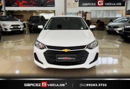 CHEVROLET - ONIX - 2022/2023 - Branca - R$ 72.000,00