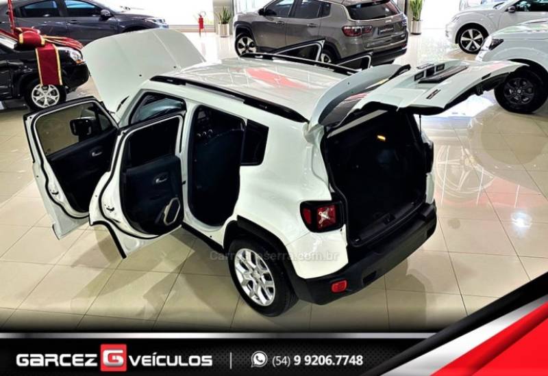 JEEP - RENEGADE - 2016/2017 - Branca - R$ 75.000,00