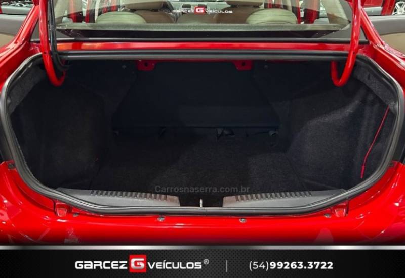 FIAT - GRAND SIENA - 2014/2014 - Vermelha - R$ 42.000,00