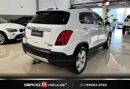 CHEVROLET - TRACKER - 2013/2014 - Branca - R$ 68.900,00