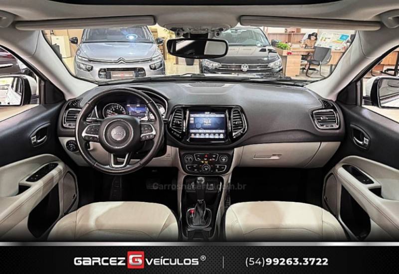 JEEP - COMPASS - 2017/2018 - Branca - R$ 106.000,00