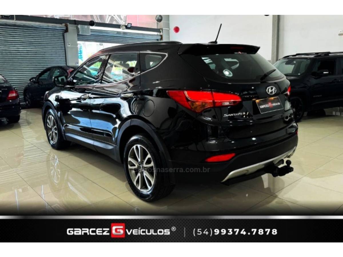 HYUNDAI - SANTA FÉ - 2013/2014 - Preta - R$ 93.000,00